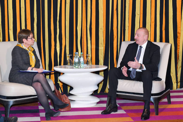 munhende-ilham-eliyev-ile-avropa-yenidenqurma-ve-inkisaf-bankinin-prezidentinin-gorusu-olub-foto